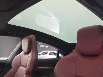 صورة مصغرة 23 لـ 2024 Porsche TAYCAN