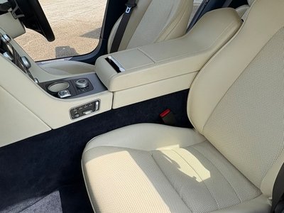 2010 Aston Martin RAPIDE — фото 19