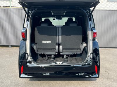 2024 Toyota ALPHARD — фото 9
