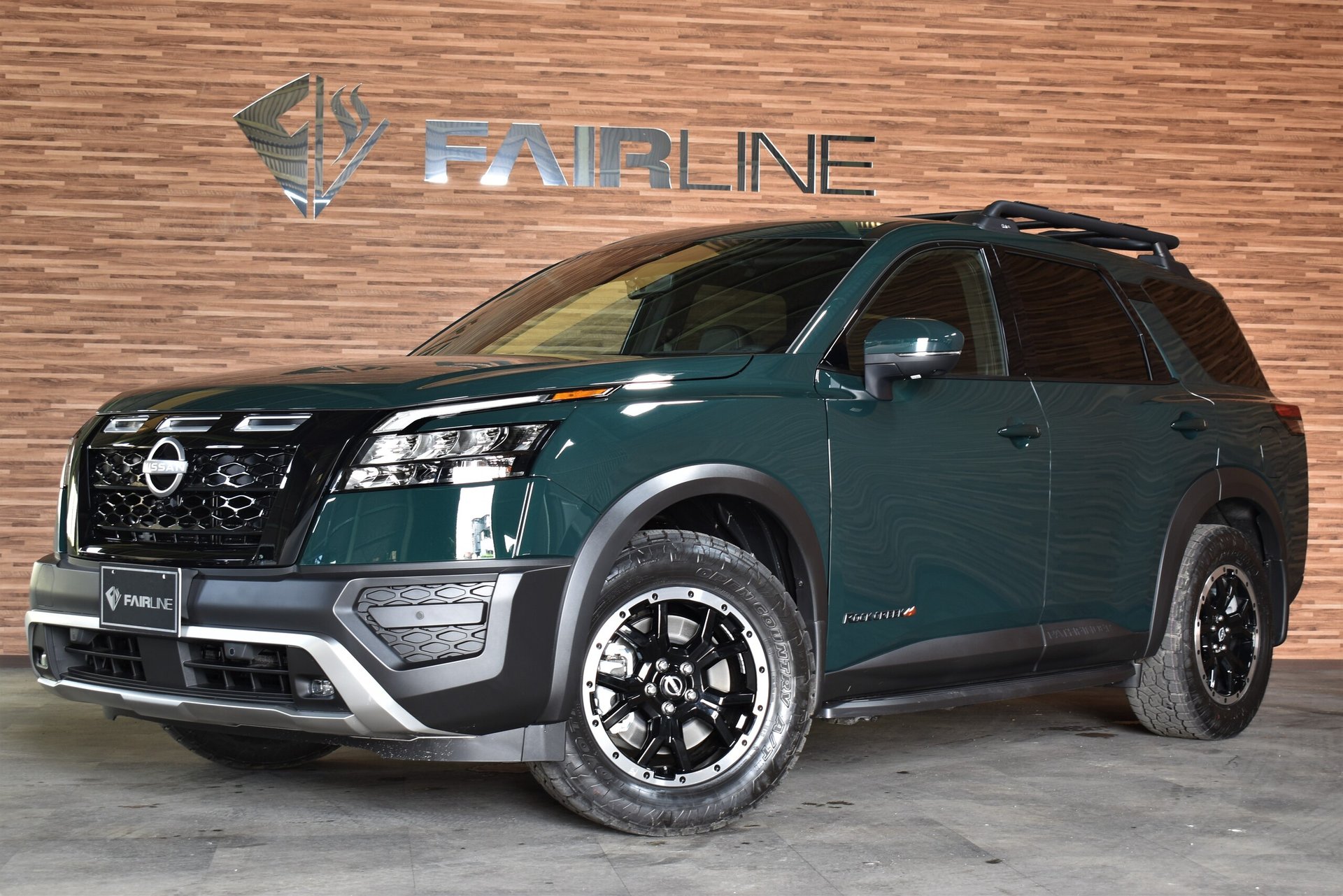 NISSAN PATHFINDER - View 1