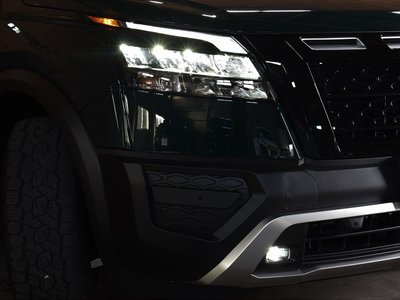 NISSAN PATHFINDER - 10