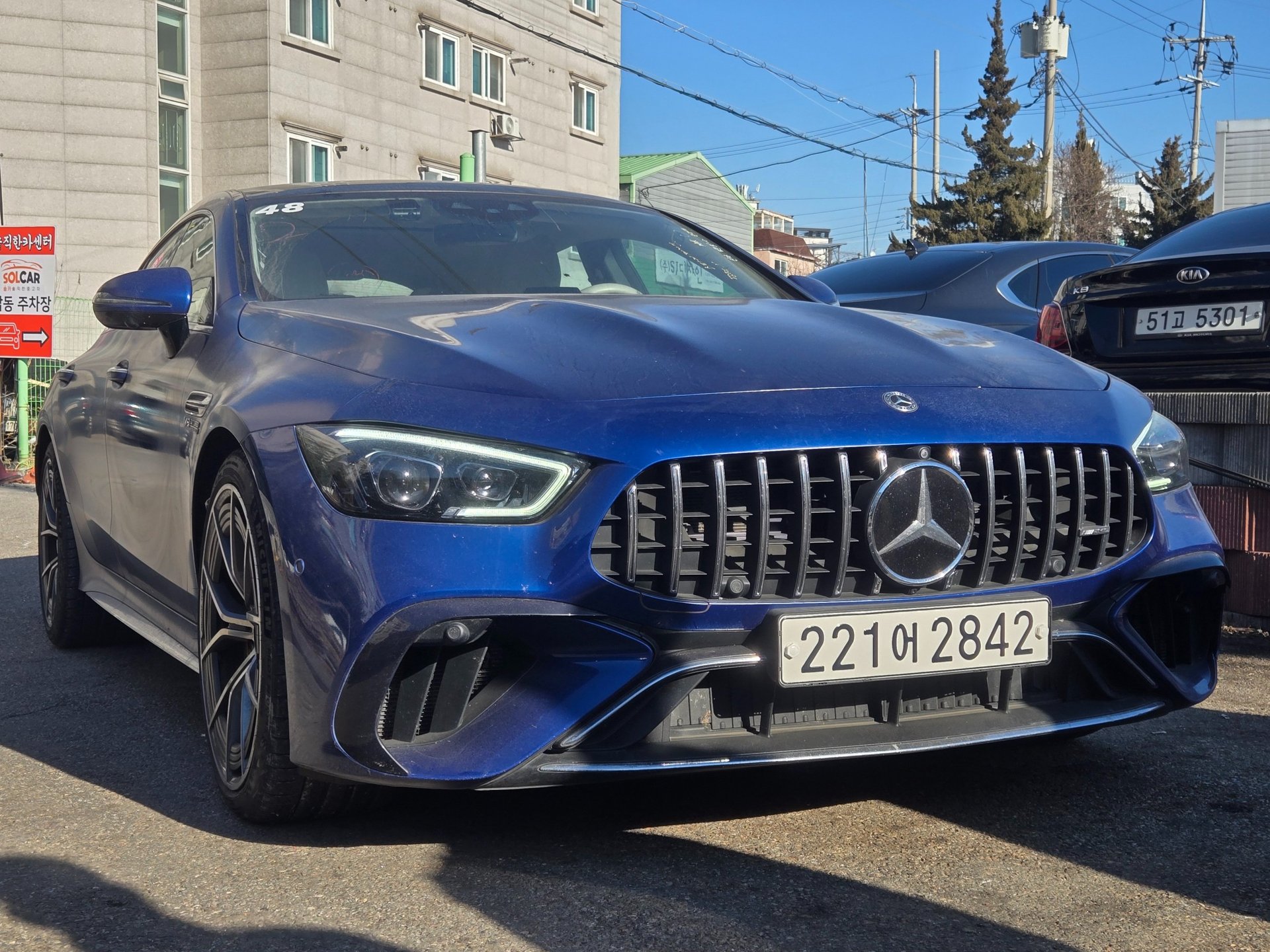 MERCEDES-BENZ GT AMG - View 1
