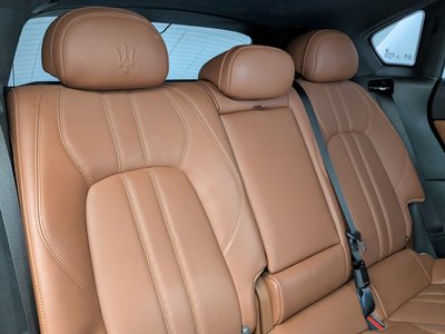 2022 Maserati LEVANTE — фото 4