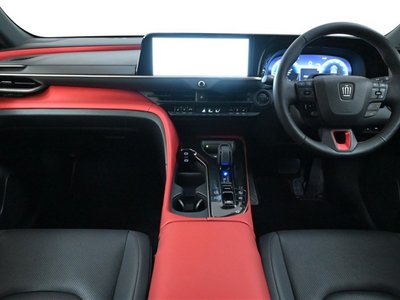 TOYOTA CROWN SPORT - 7