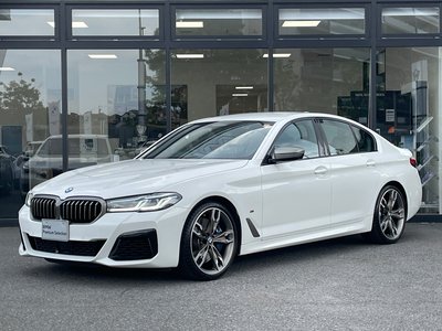 BMW 5 SERIES - 1