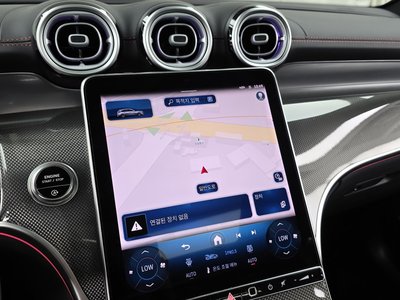 2025 Mercedes-BENZ GLC — миниатюра 13