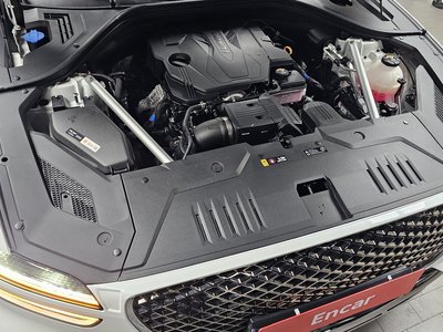 2024 Genesis GV70 photo 7