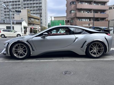 BMW I8 - 10
