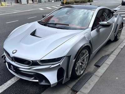 BMW I8 - 8