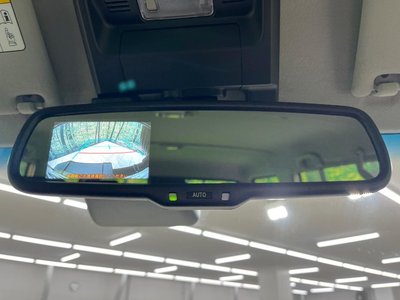 TOYOTA LAND CRUISER 70 - 3