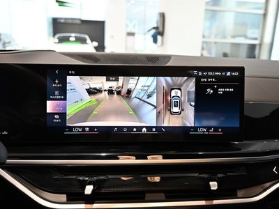 2025 BMW X5 缩略图 15
