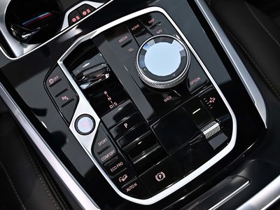 2025 BMW X5 缩略图 11