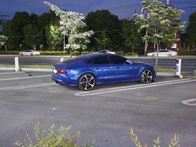 2015 AUDI RS7 — фото 3