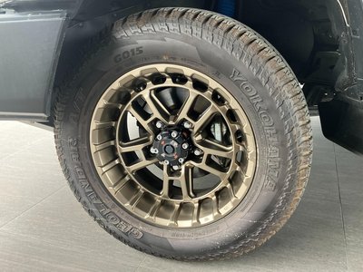 TOYOTA LAND CRUISER - 4