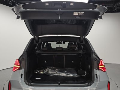 2025 BMW X3 — миниатюра 32