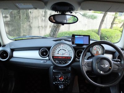 2011 MINI COOPER CLUBMAN — миниатюра 16