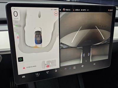 2022 Tesla MODEL Y thumbnail 22