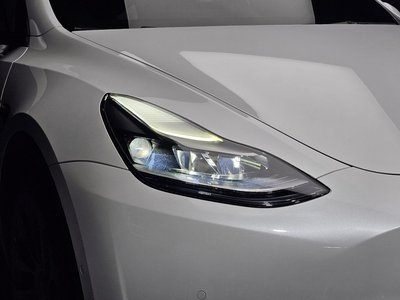 صورة 10 لـ 2022 Tesla MODEL Y