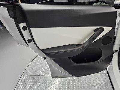 2022 Tesla MODEL Y thumbnail 16