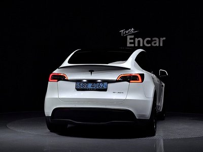 صورة 4 لـ 2022 Tesla MODEL Y
