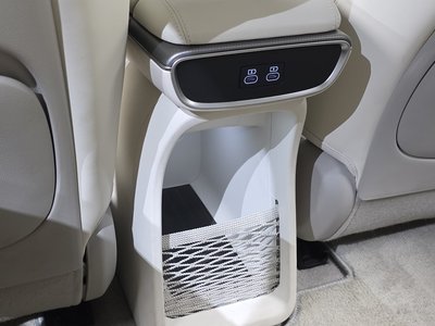 2022 Genesis GV60 — миниатюра 19