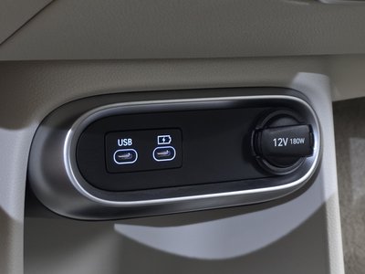 2022 Genesis GV60 — миниатюра 13