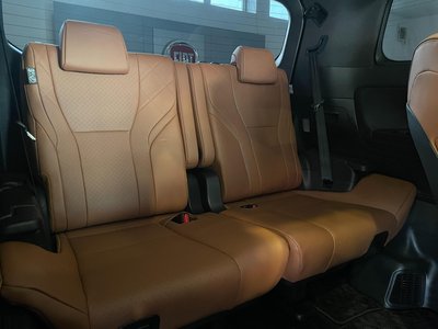 صورة 15 لـ 2025 Toyota VELLFIRE