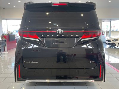 صورة 8 لـ 2025 Toyota VELLFIRE