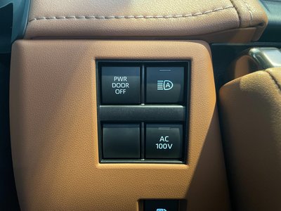 صورة 32 لـ 2025 Toyota VELLFIRE