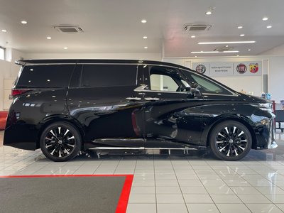 صورة 6 لـ 2025 Toyota VELLFIRE