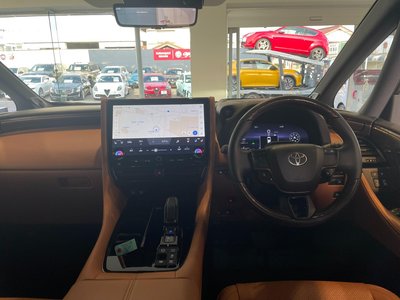 صورة 11 لـ 2025 Toyota VELLFIRE