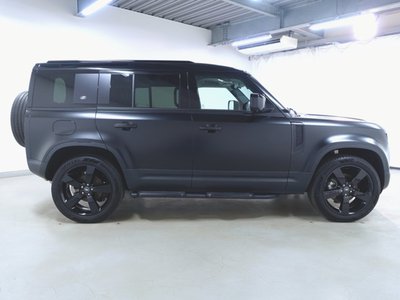LAND ROVER DEFENDER - 8