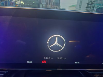 MERCEDES-BENZ EQS - 6