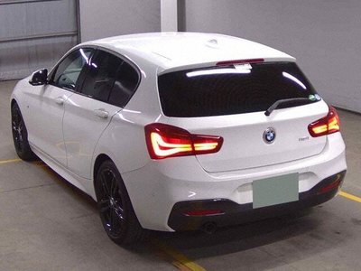 BMW 1 SERIES - 2