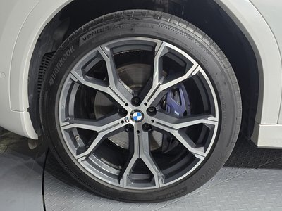 2021 BMW X6 照片 6
