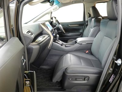 TOYOTA ALPHARD - 8