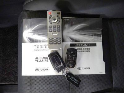 TOYOTA ALPHARD - 5