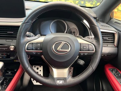 صورة مصغرة 11 لـ 2020 Lexus RX