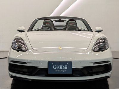 PORSCHE 718 - 9