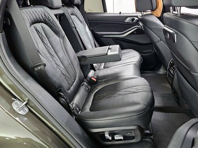 2025 BMW X5 缩略图 18