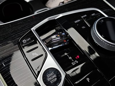 2025 BMW X5 缩略图 12