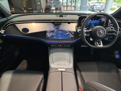 2025 Mercedes-BENZ E-CLASS AMG — фото 9