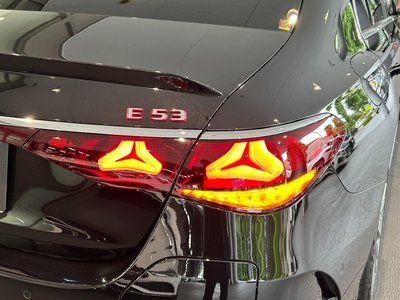 صورة مصغرة 21 لـ 2025 Mercedes-BENZ E-CLASS AMG