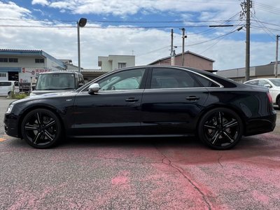 2012 AUDI S8 photo 2