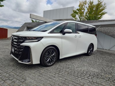 2024 Toyota VELLFIRE — фото 2
