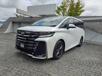 2024 Toyota VELLFIRE — фото 1