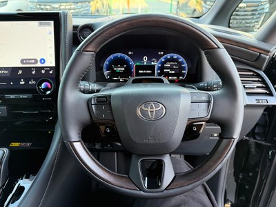 TOYOTA VELLFIRE - 2