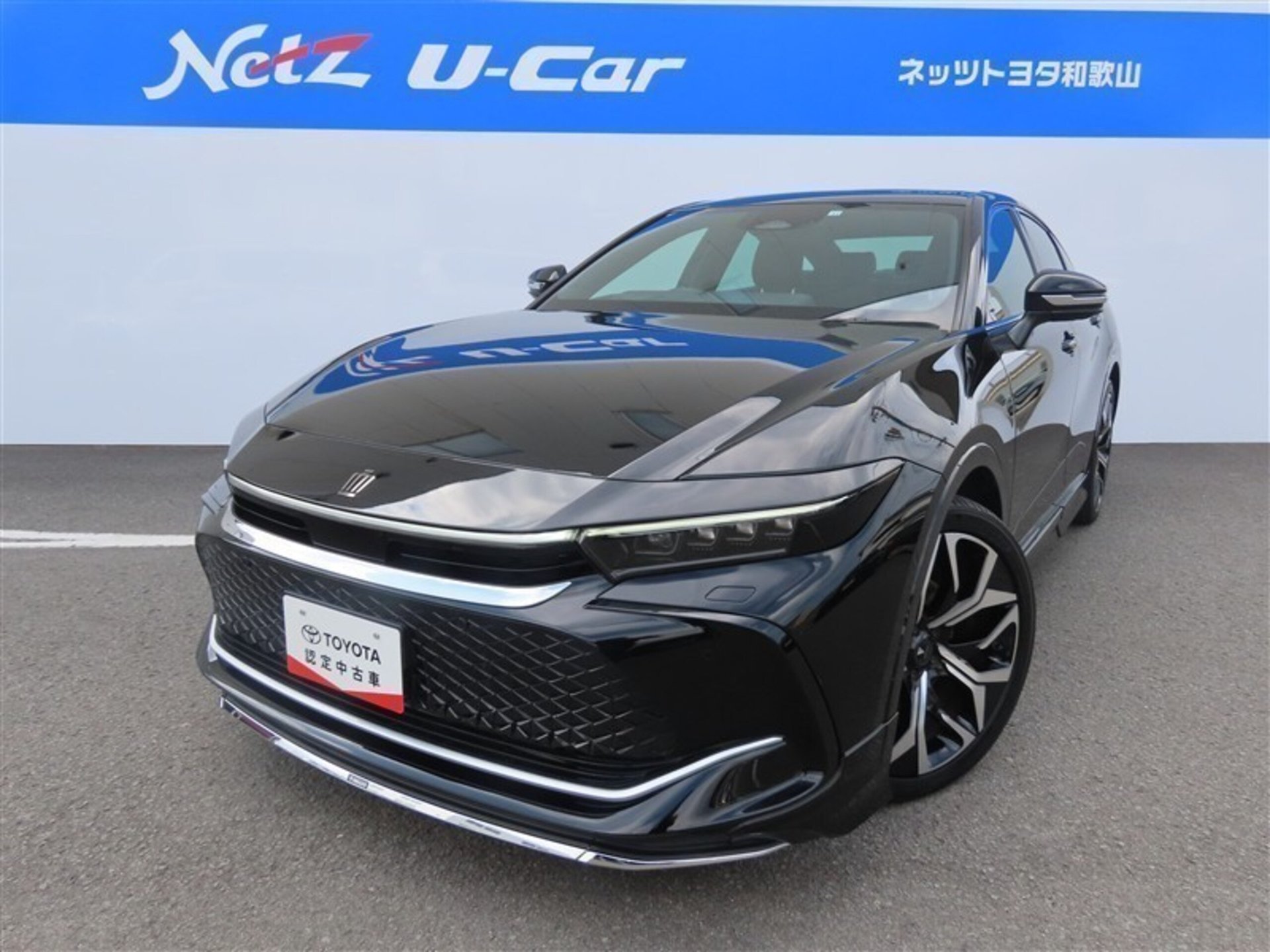 TOYOTA CROWN CROSSOVER - View 1