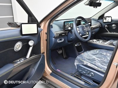2023 Genesis GV60 — миниатюра 11