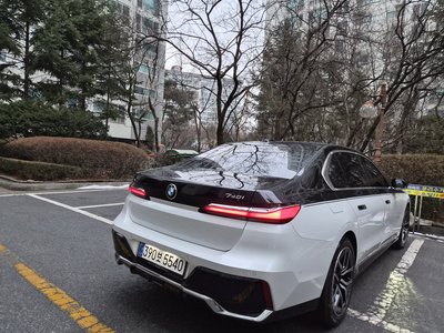 BMW 7 SERIES - 4